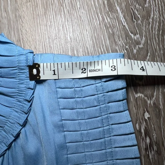 LOFT Blue Sleeveless Pleated Blouse - Picture 4 of 6